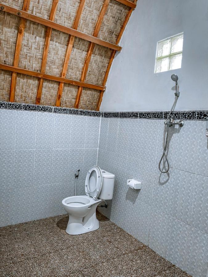 Mertha Sari Resto & Bungalow Klungkung Екстериор снимка