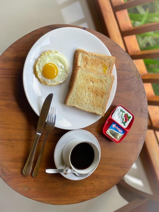 Mertha Sari Resto & Bungalow Klungkung Екстериор снимка